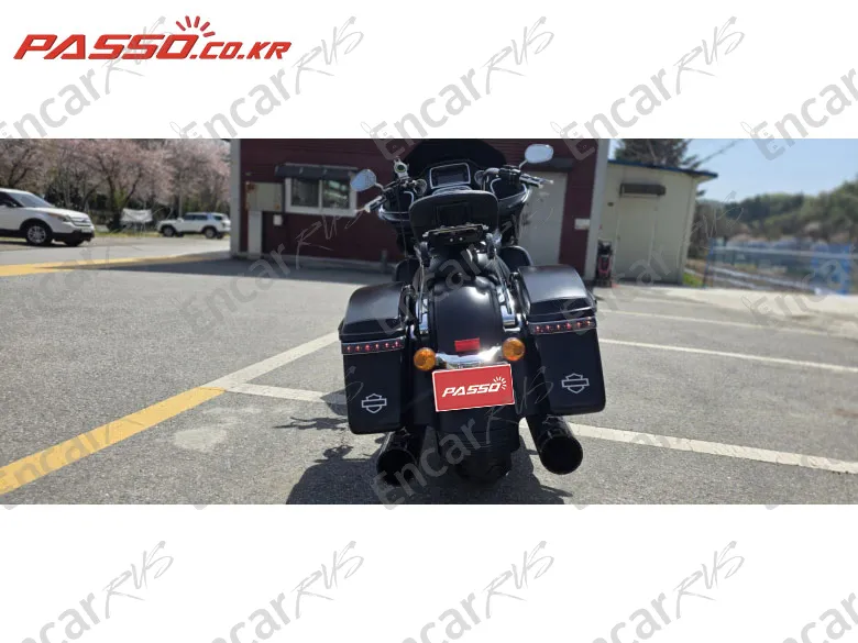 HARLEY-DAVIDSON FLTR - фото 2