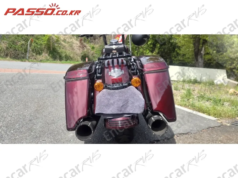 HARLEY-DAVIDSON ROAD KING SPECIAL - фото 2