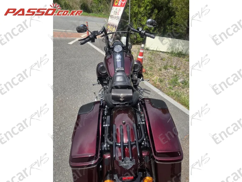 HARLEY-DAVIDSON ROAD KING SPECIAL - фото 4
