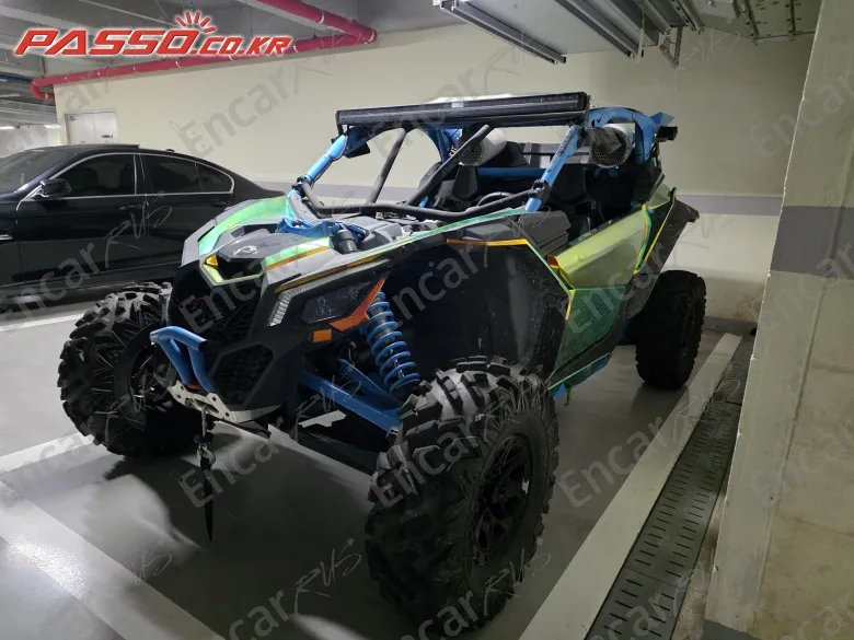 BRP CAN-AM MAVERICK X3 X RC - фото 1