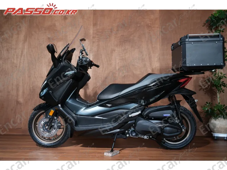 HONDA FORZA 350 - фото 1