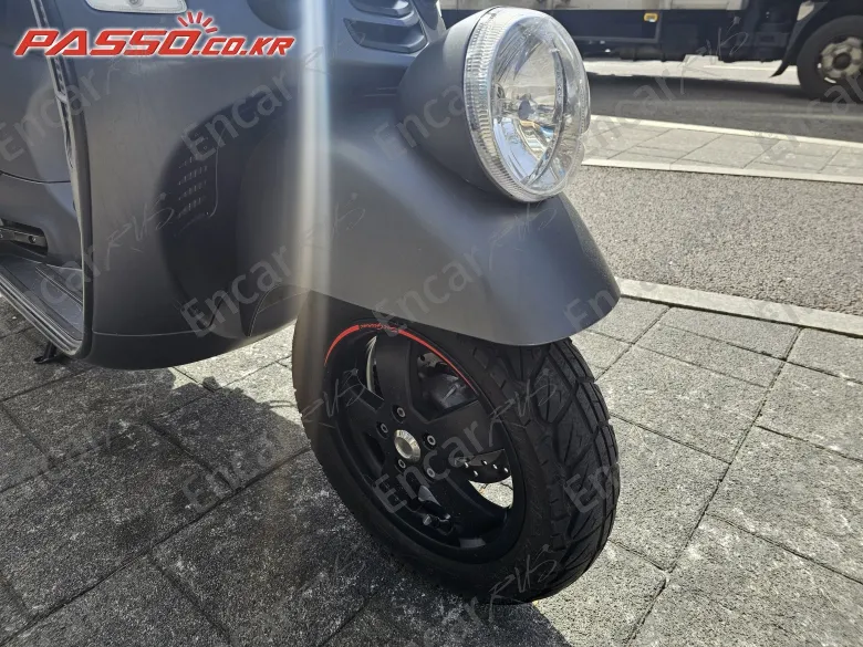 Vespa Gtv 300 - фото 3