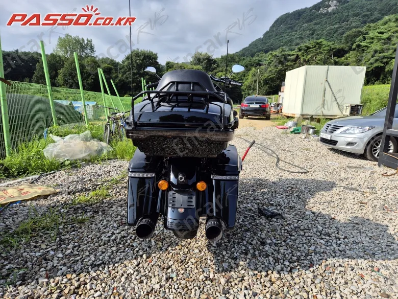 HARLEY-DAVIDSON ROAD GLIDE SPECIAL - фото 2