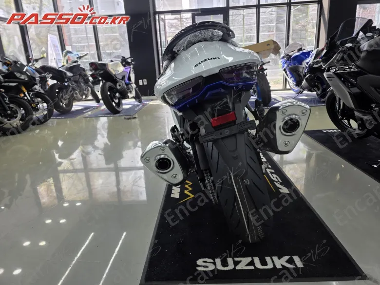 SUZUKI GSX R 1300 HAYABUSA - фото 2