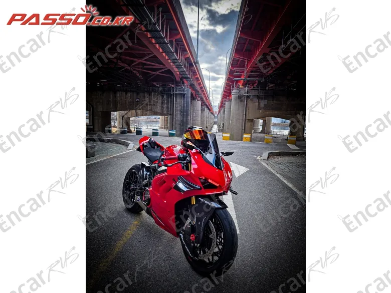 Ducati Panigale V4 S - фото 5