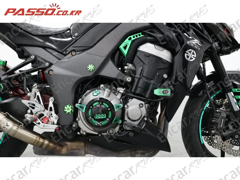 Kawasaki Z 1000 - фото 4
