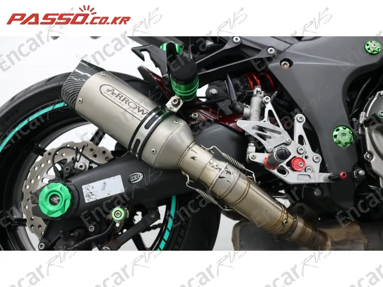 Kawasaki Z 1000 - фото 6