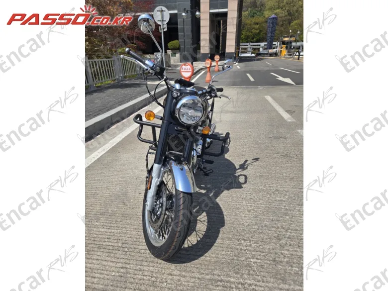 Royal Enfield Classic 650 - фото 5