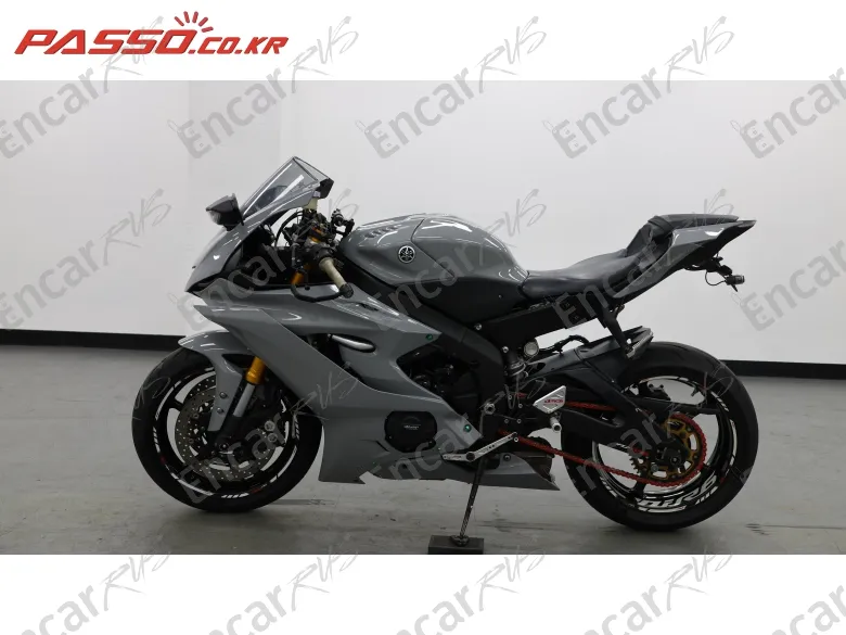 Yamaha Yzf R6 - фото 1