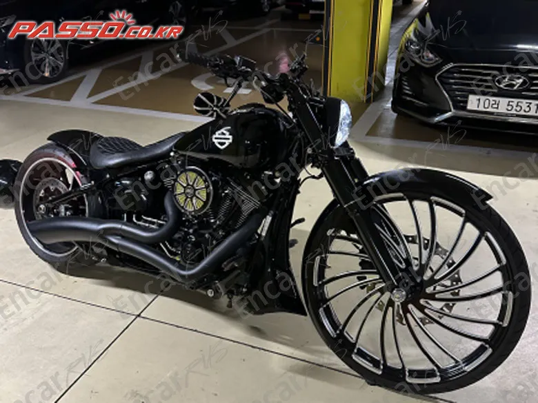 Harley-Davidson Breakout - фото 0