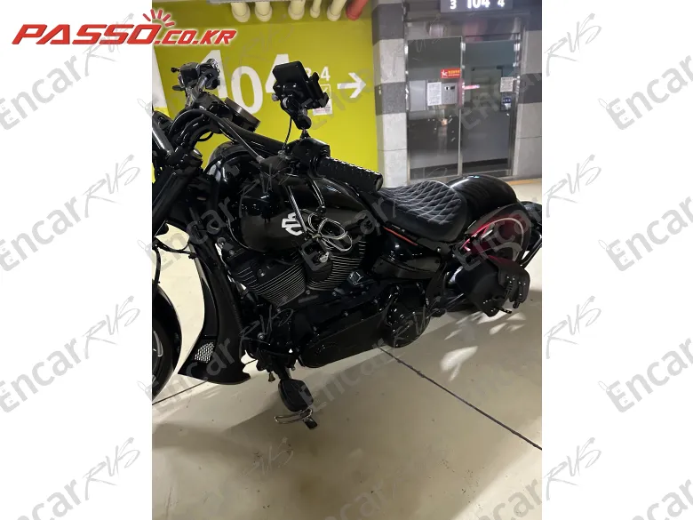 Harley-Davidson Breakout - фото 1