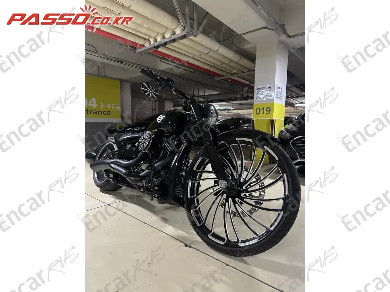 Harley-Davidson Breakout - фото 2