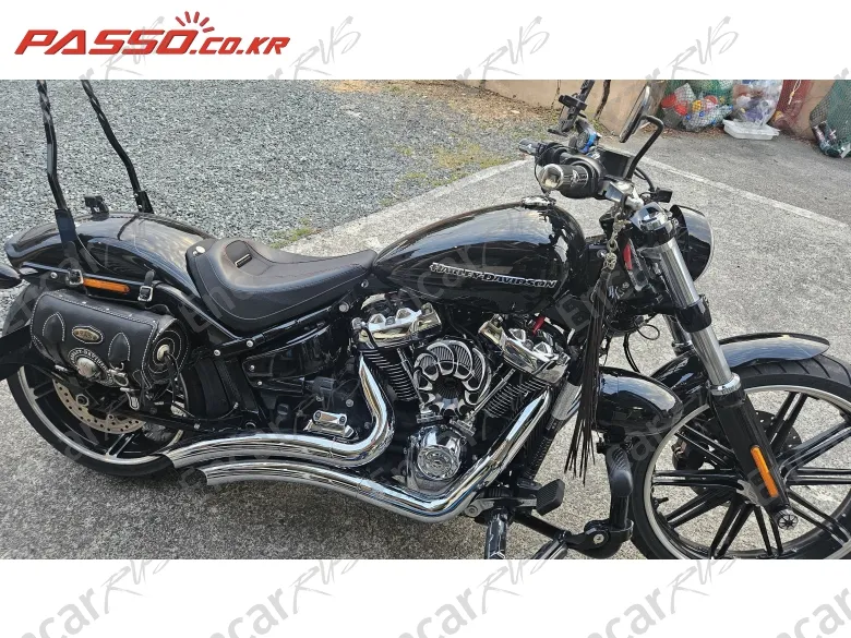 Harley-Davidson Breakout 114 - фото 0