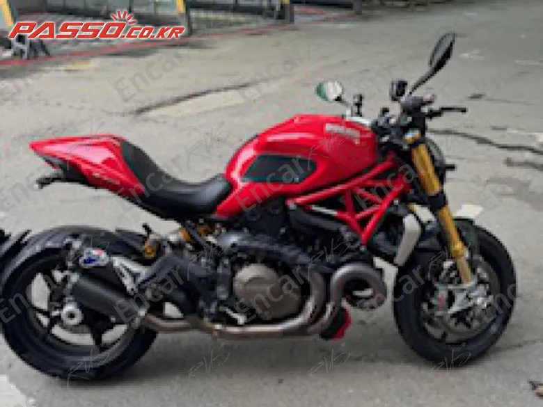 Ducati Monster 1200 S - фото 0