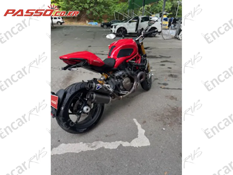 Ducati Monster 1200 S - фото 6