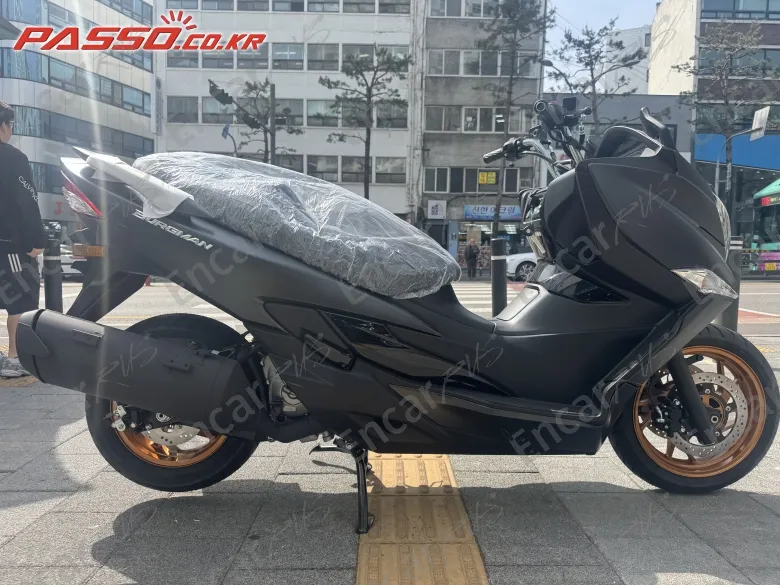 Suzuki Burgman 400 Abs - фото 0