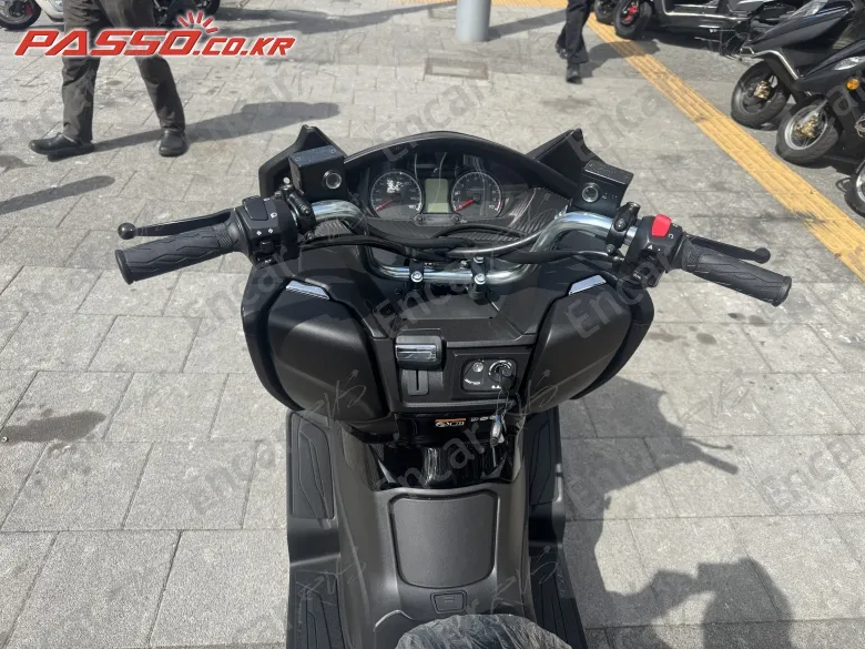 Suzuki Burgman 400 Abs - фото 3