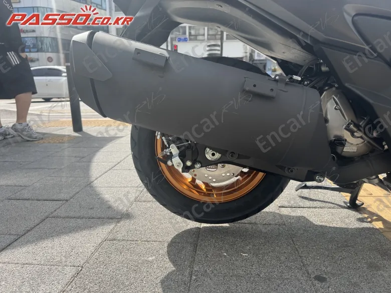 Suzuki Burgman 400 Abs - фото 6