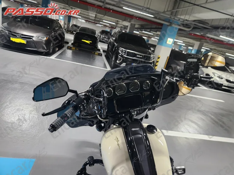 Harley-Davidson Flhxs Street Glide Special - фото 3