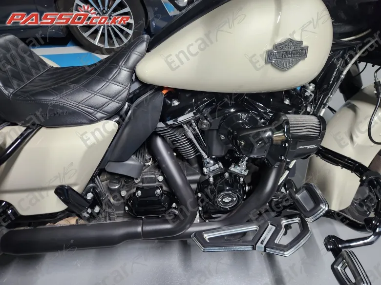 Harley-Davidson Flhxs Street Glide Special - фото 4
