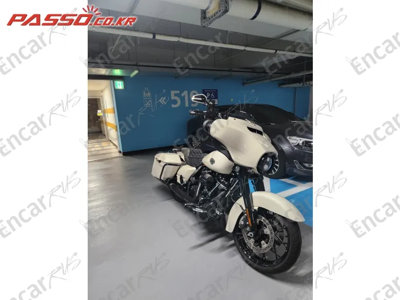 Harley-Davidson Flhxs Street Glide Special - фото 6