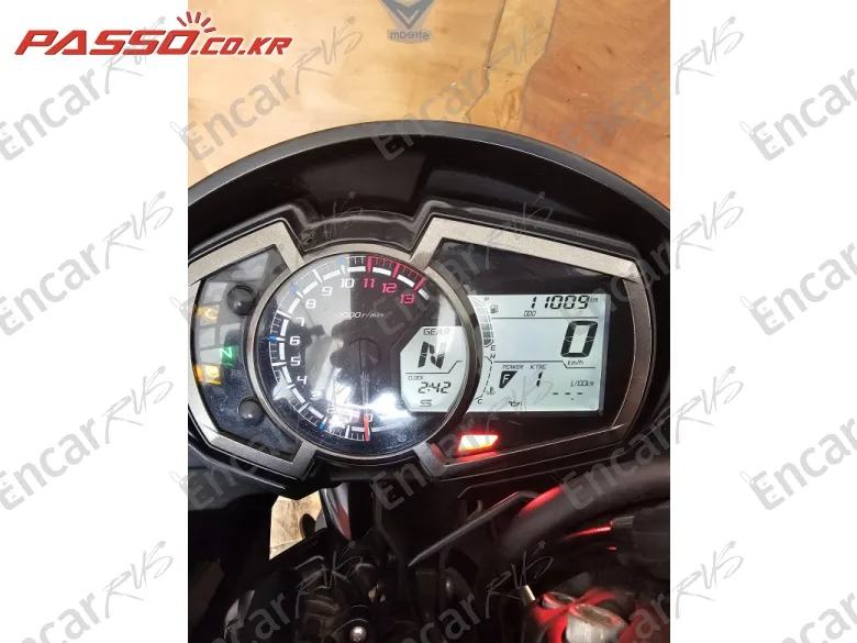 Kawasaki Z 1000 Sx - фото 3