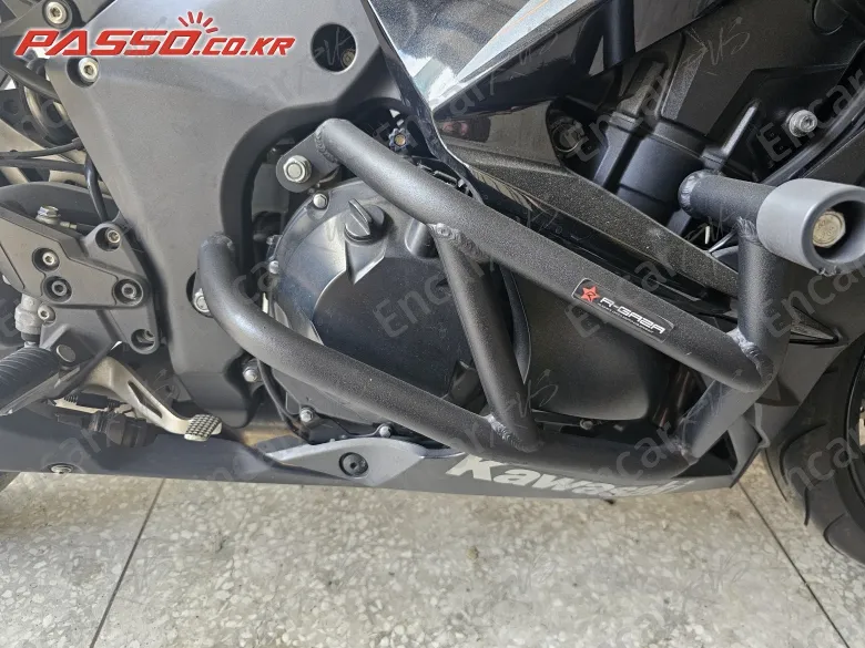 Kawasaki Z 1000 Sx - фото 4