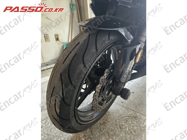 Kawasaki Z 1000 Sx - фото 5