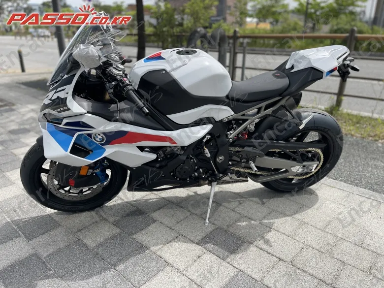 BMW S 1000 RR - фото 1