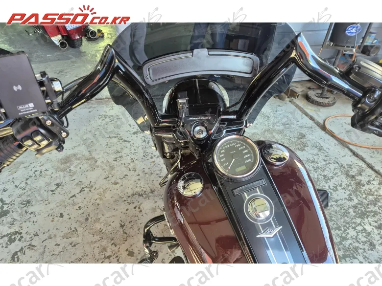 Harley-Davidson Road King Special - фото 3