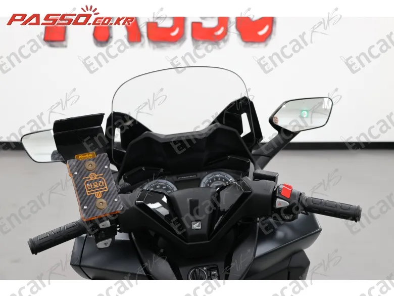 HONDA FORZA 350 - фото 3