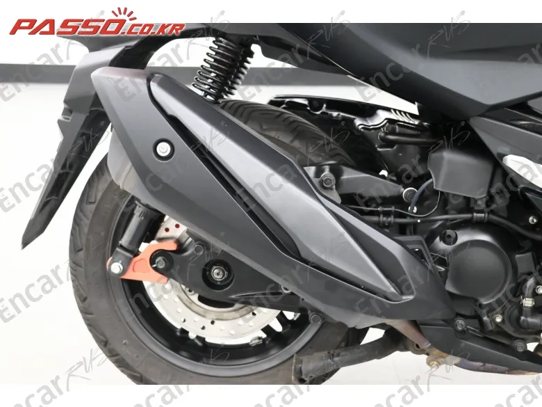 HONDA FORZA 350 - фото 6