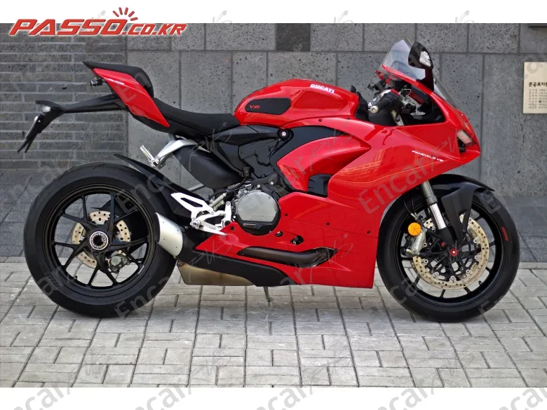 Ducati Panigale V2 - фото 0