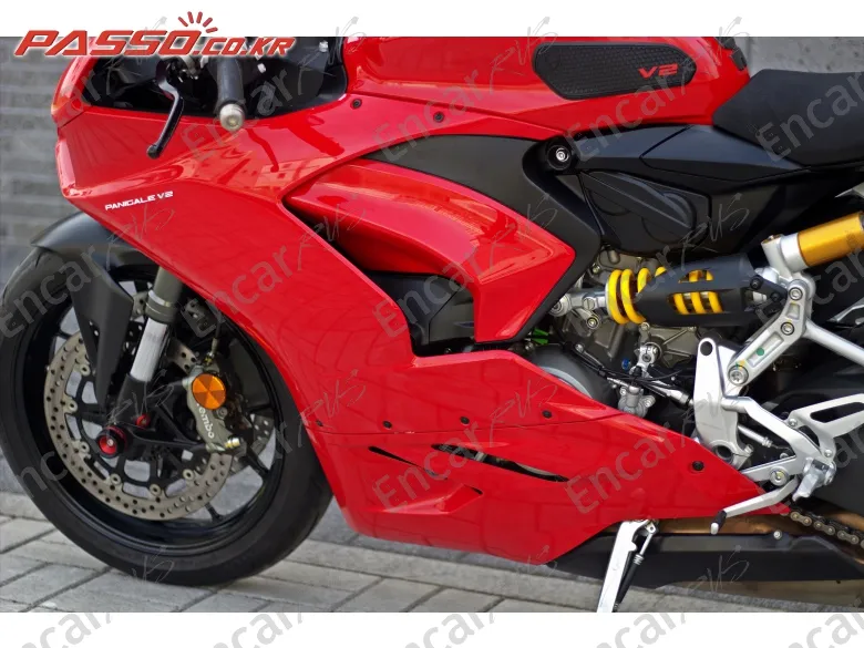 Ducati Panigale V2 - фото 4