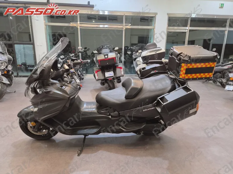 Suzuki Burgman 650 - фото 1