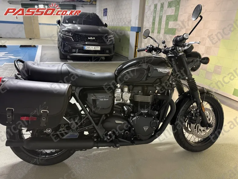 Triumph Bonneville T120 - фото 0