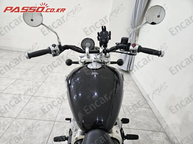 Royal Enfield Super Meteor 650 - фото 3