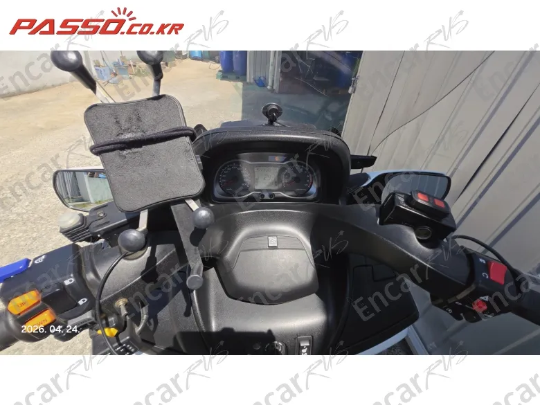 Suzuki Burgman 650 Executive - фото 3