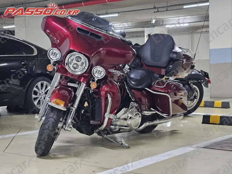 HARLEY-DAVIDSON FLHX - фото 3
