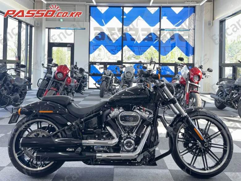 Harley-Davidson Breakout 114 - фото 0