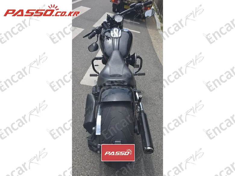 Harley-Davidson Breakout - фото 1