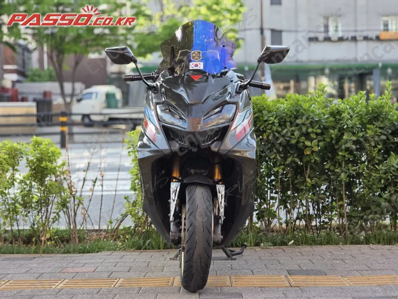 YAMAHA T MAX 560 - фото 2