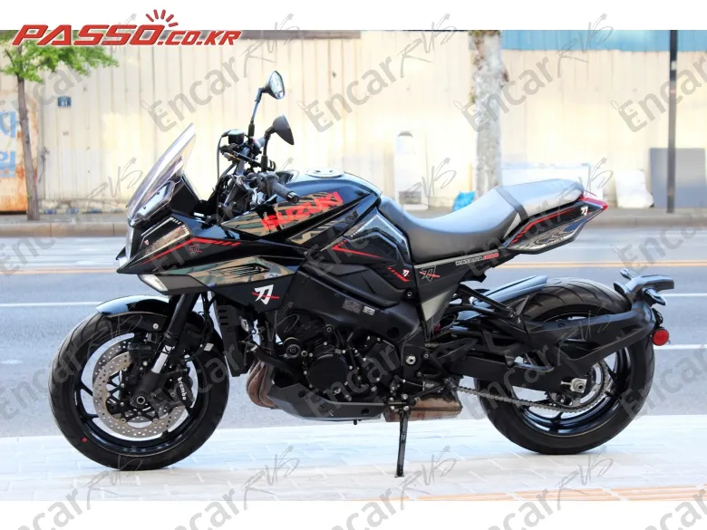 Suzuki Katana Gsx S 1000 - фото 3