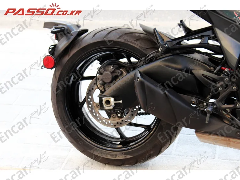 Suzuki Katana Gsx S 1000 - фото 6