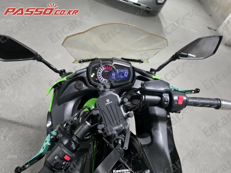 Kawasaki Ninja 650 Abs - фото 3