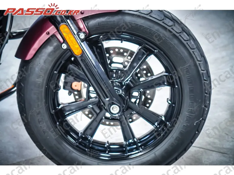 Indian Scout Bobber - фото 5