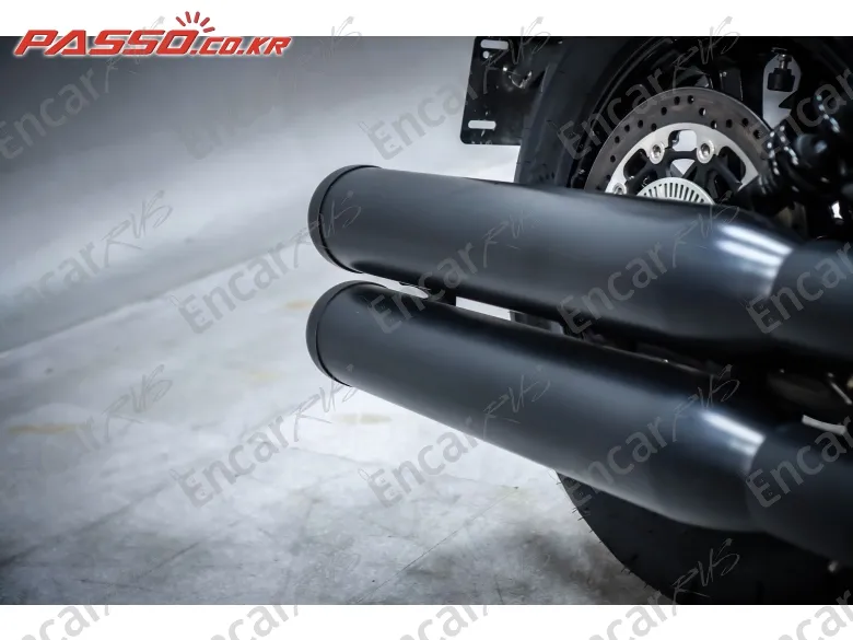 Indian Scout Bobber - фото 6