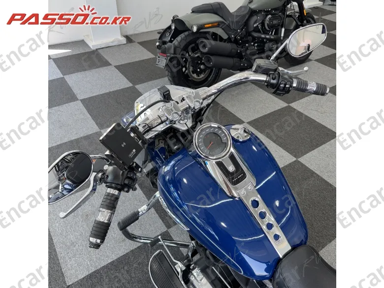 HARLEY-DAVIDSON FAT BOY 114 - фото 3
