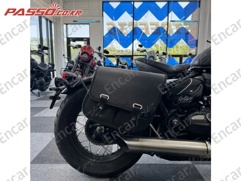 Triumph Bonneville Bobber - фото 5