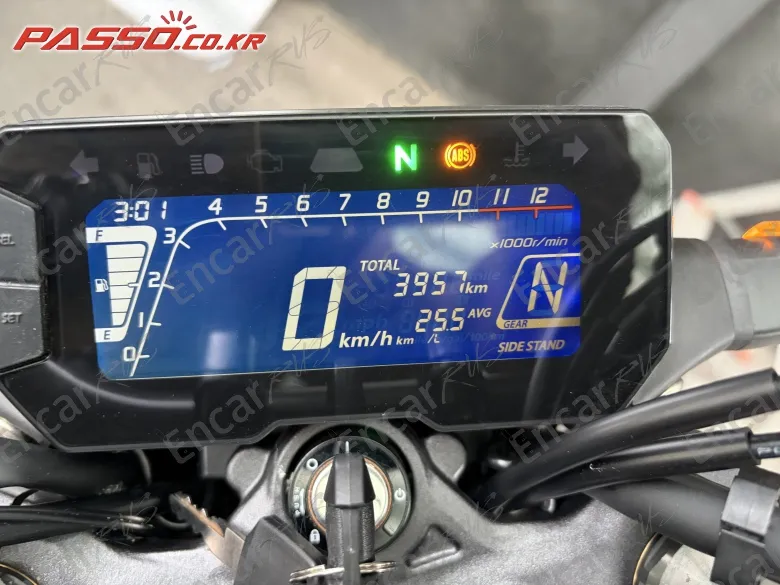 HONDA CB 300 R - фото 2